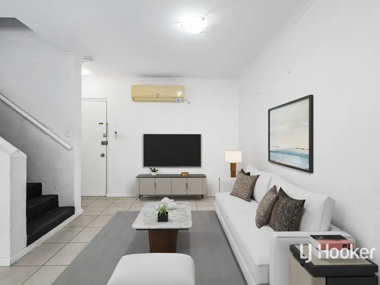 Seventh view of Homely house listing, 2/11 Undoolya Road, East Side NT 870