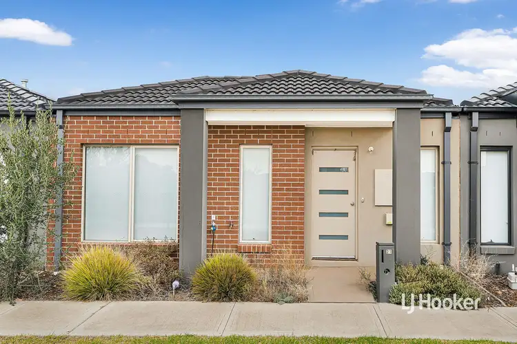 21 Fox Walk, Truganina VIC 3029