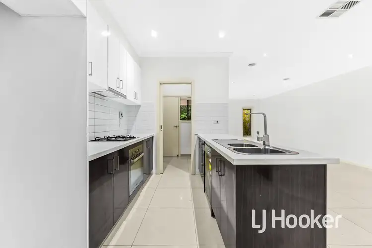 Sixth view of Homely townhouse listing, 9/280 Pound Road, Hampton Park VIC 3976