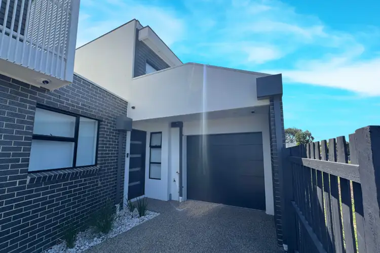 3/9 Neal Court, Altona North VIC 3025