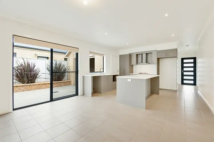 Fifth view of Homely house listing, 1/1 Riviera Close, Paynesville VIC 3880