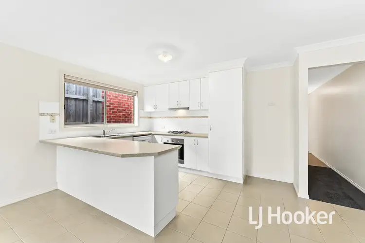 Fifth view of Homely unit listing, 3/12 McClenaghan Place, Pakenham VIC 3810