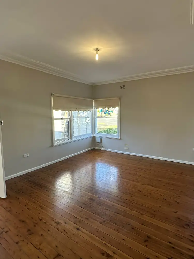 37 Lindesay Street, Leumeah NSW 2560