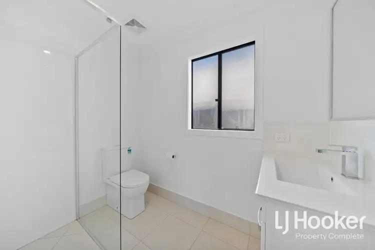 Second view of Homely house listing, 2/1 Alexander Place, Gleneagle QLD 4285