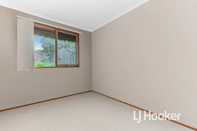 Sixth view of Homely house listing, 5 Ballina Place, Hampton Park VIC 3976