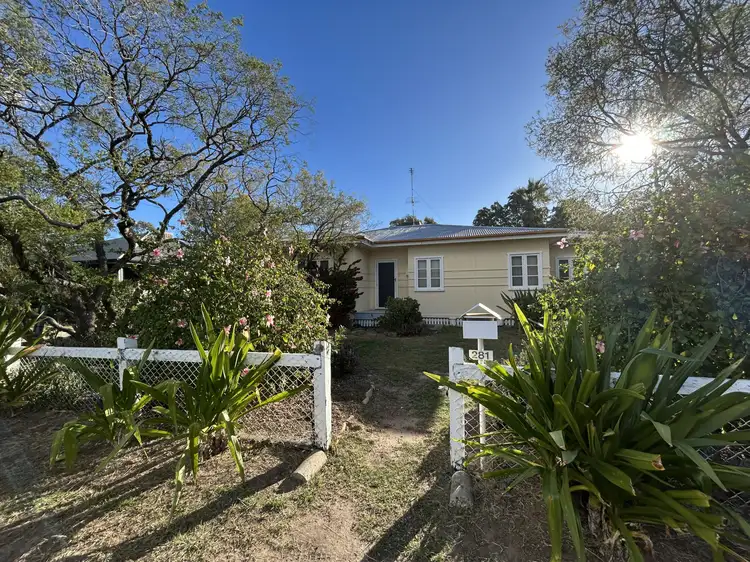 281 Edwardes Street, Roma QLD 4455