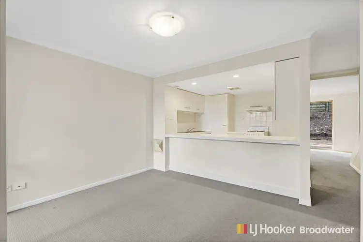 2/79 Government Road, Labrador QLD 4215