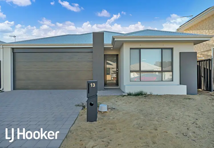 13 Barwon Place, Yanchep WA 6035