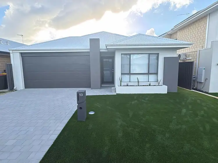 13 Barwon Place, Yanchep WA 6035