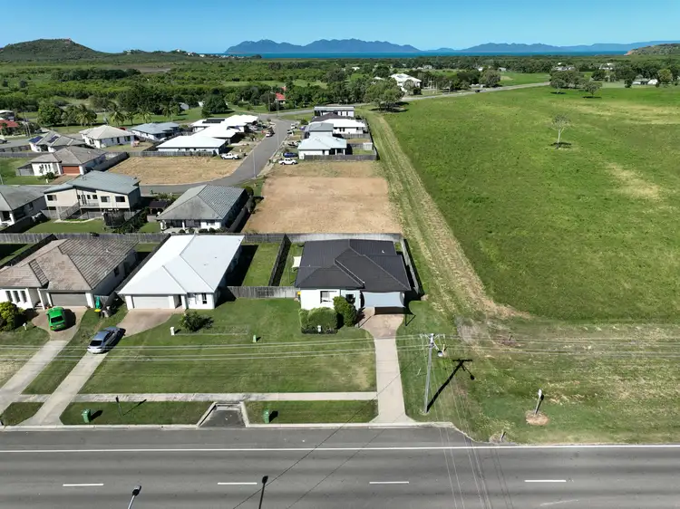 62 Soldiers Road, Bowen QLD 4805
