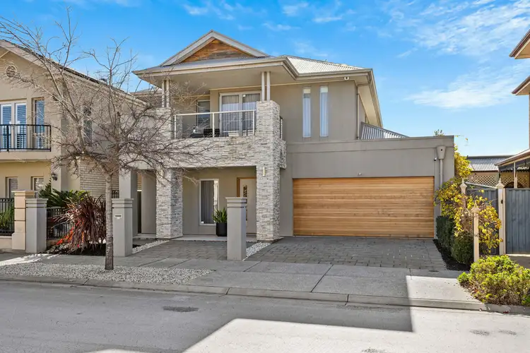 4 Bimini Crescent, Mawson Lakes SA 5095