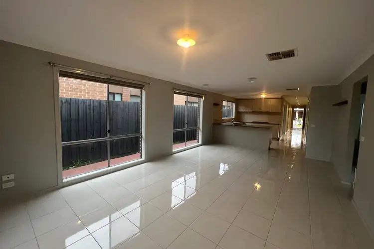 Third view of Homely house listing, 33 The Glade, Hampton Park VIC 3976