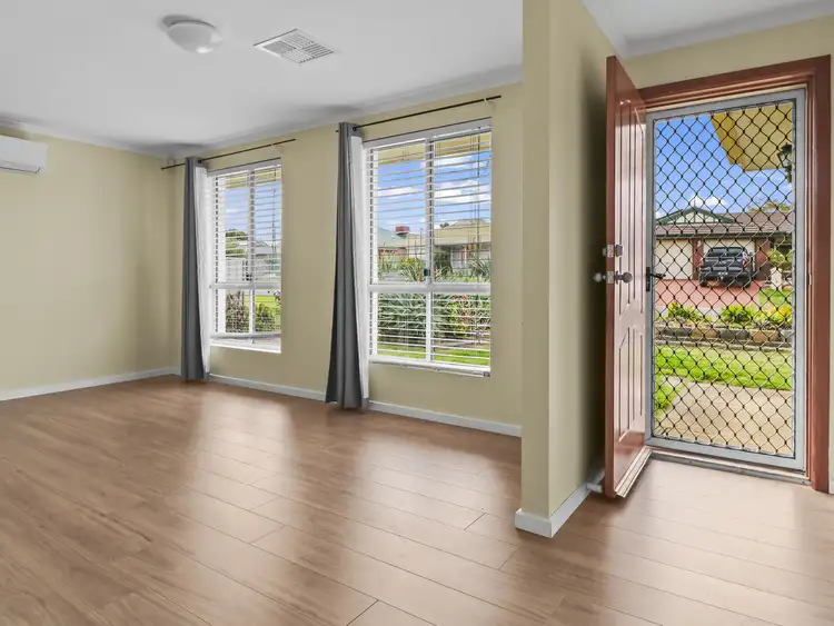 28 Candlebark Court, Craigmore SA 5114