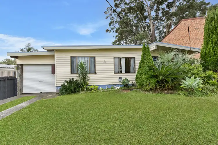 9 Ferndell Way, Berkeley Vale NSW 2261