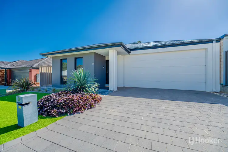 24 Headingley Link, Meadow Springs WA 6210