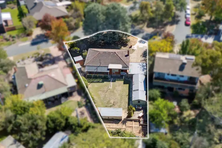 6 Stow Place, Watson ACT 2602
