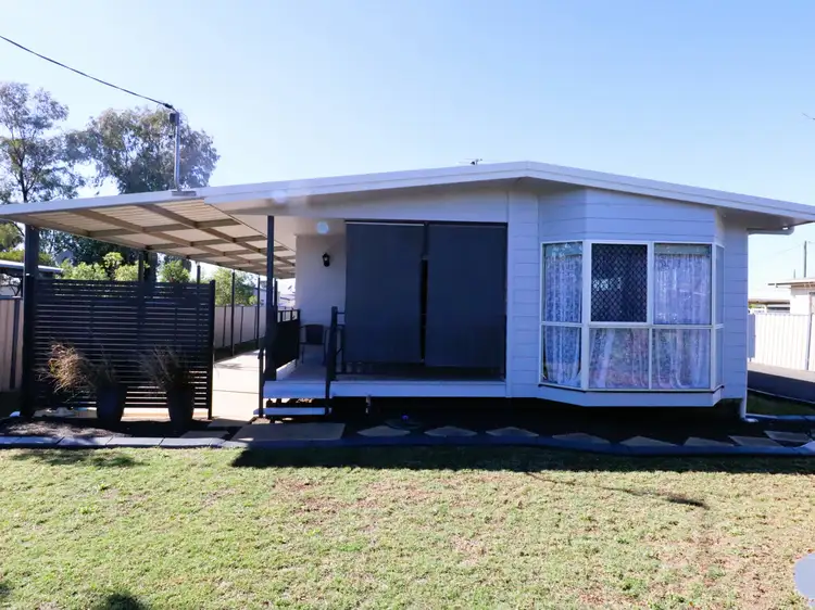 21 Alex Parade, Roma QLD 4455