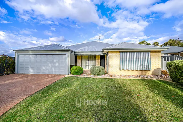 Second view of Homely house listing, 19 Robinia Rise, Collie WA 6225