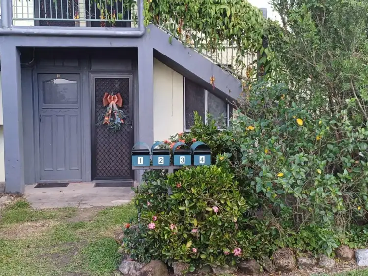 2/6 Hort Street, Tully QLD 4854
