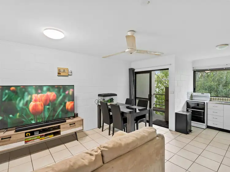 Main view of Homely unit listing, 25/5-9 Fisk Street, Westcourt QLD 4870