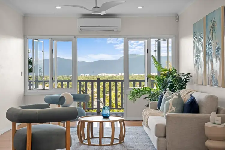 14 Atherton Street, Whitfield QLD 4870