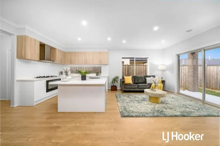 Fourth view of Homely house listing, 11 Darwinia Avenue, Clyde VIC 3978