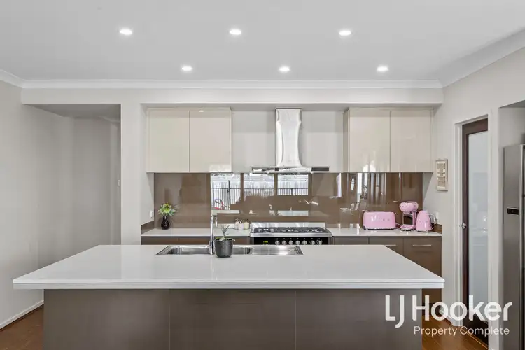 34 Winterpeak Close, Yarrabilba QLD 4207