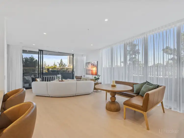 107/180 Marine Parade, Labrador QLD 4215
