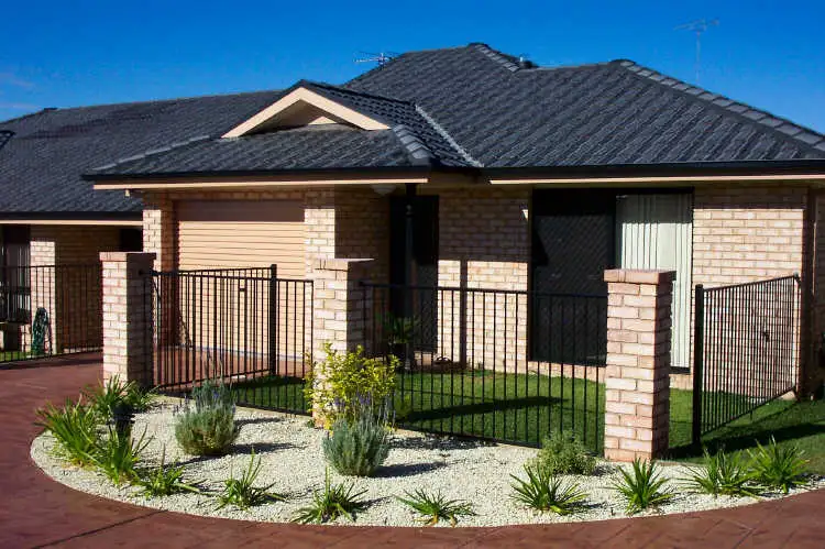 3/7a Hickey Street, Cessnock NSW 2325