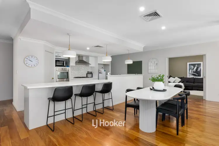 27 Naroona Drive, Dalyellup WA 6230