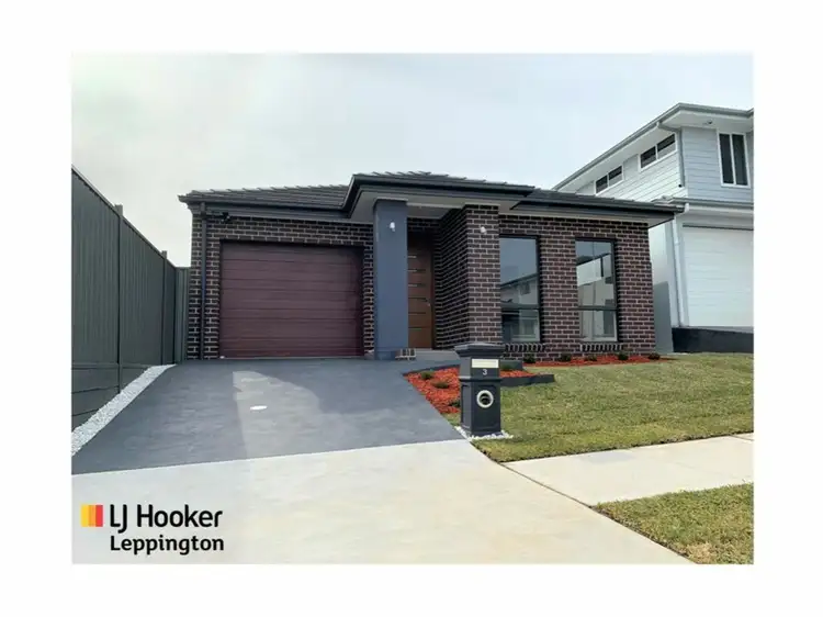 3 Kerrawang Close, Denham Court NSW 2565
