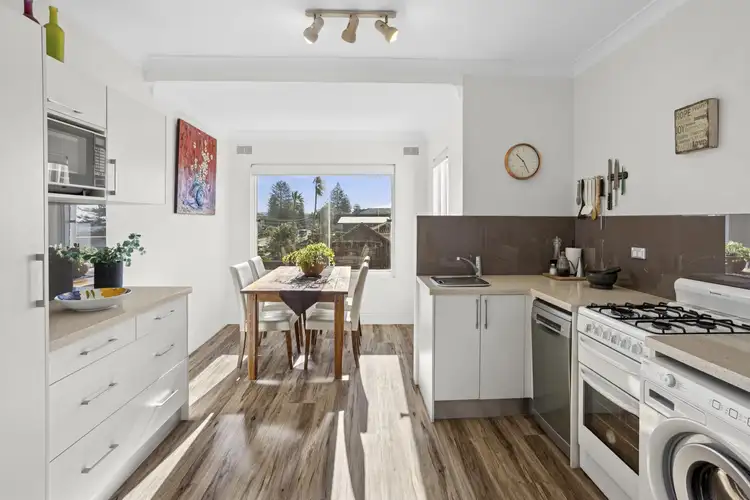 Fourth view of Homely unit listing, 6/129 Ocean Street, Narrabeen NSW 2101