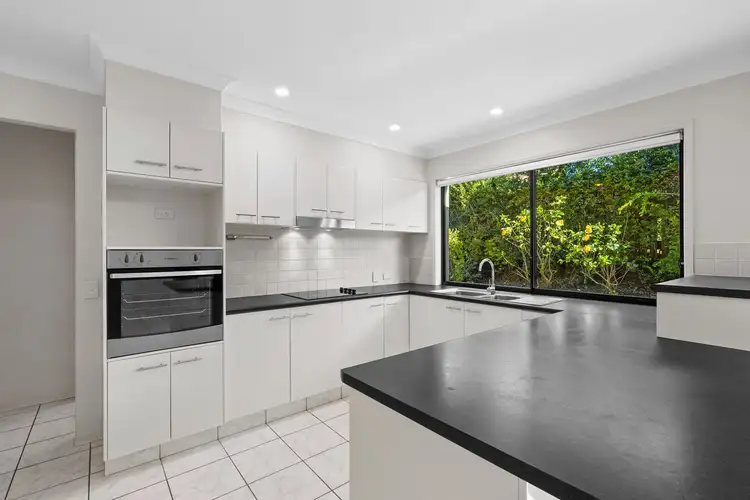 25 Bayswater Avenue, Varsity Lakes QLD 4227
