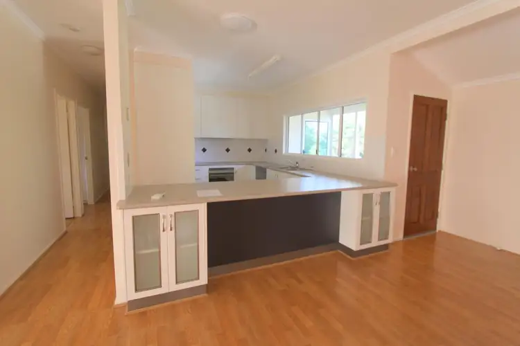 Second view of Homely house listing, 7 Thomas Place, Emerald QLD 4720