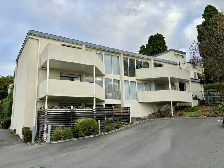 7/9 Augusta Road, New Town TAS 7008