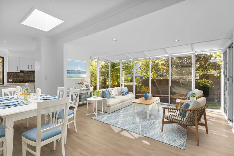 1 Rydal Place, Wheeler Heights NSW 2097