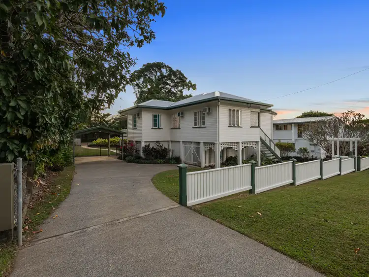 8 Dalgety Street, Stratford QLD 4870