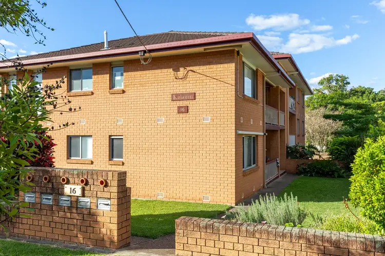 2/16 Koala Road, Moorooka QLD 4105