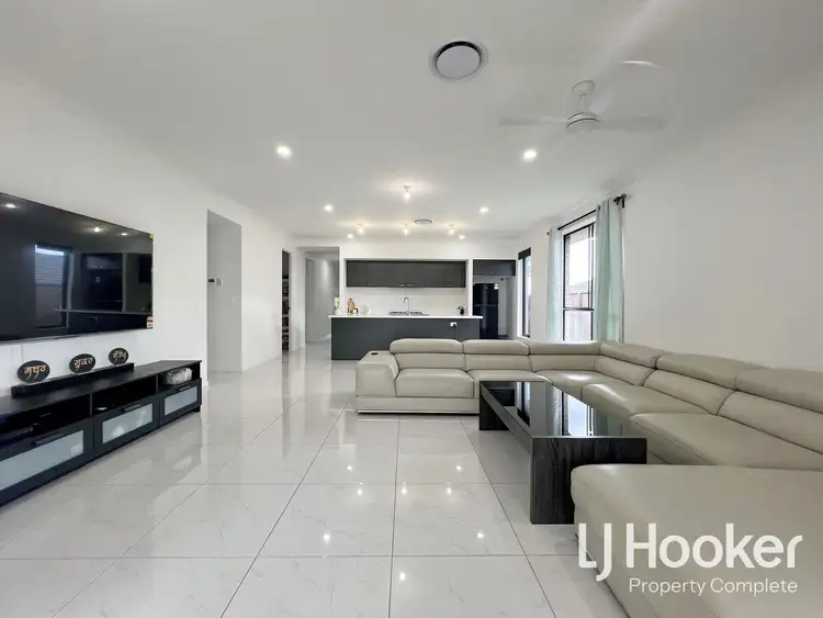9 Griffith Street, Yarrabilba QLD 4207
