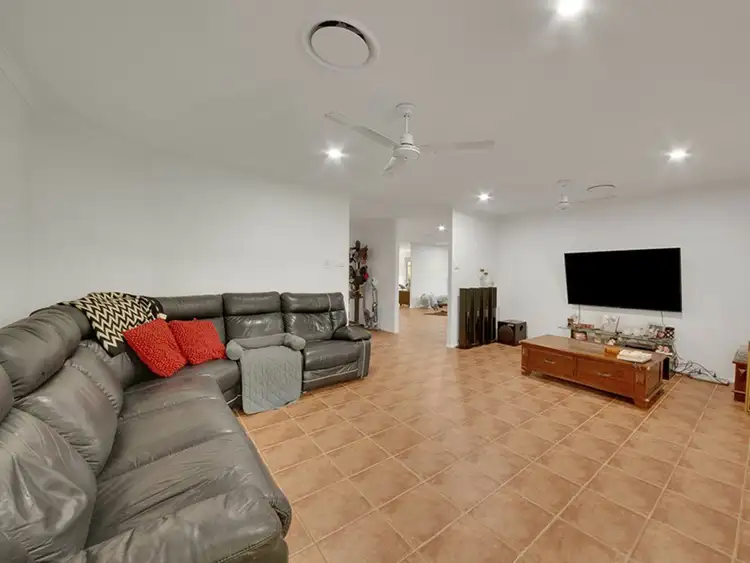Sixth view of Homely house listing, 7 Coal Crescent, Tannum Sands QLD 4680