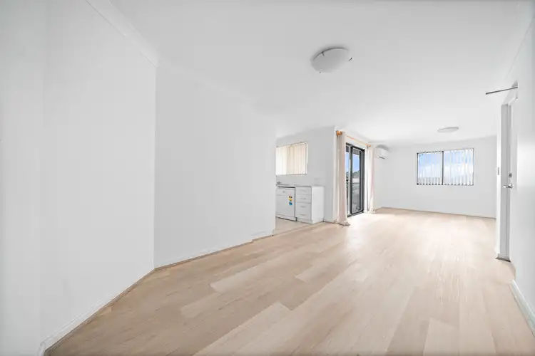Fifth view of Homely apartment listing, 22/10 Whitlock Road, Queens Park WA 6107