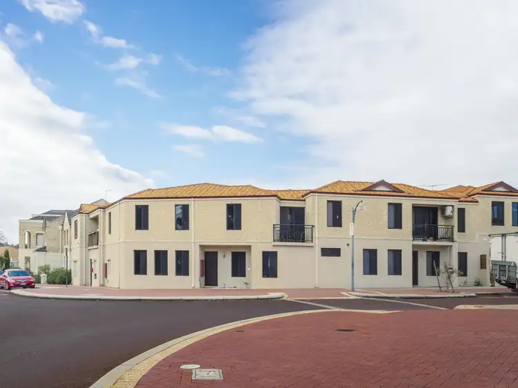 2c/1 Nottinghill Street, Joondalup WA 6027