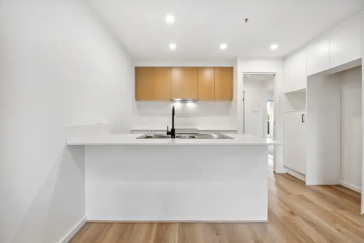 55/2 Cornelius Street, Coombs ACT 2611