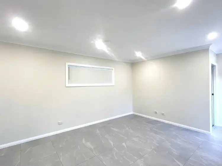 48a Caulfield Street, St Johns Park NSW 2176