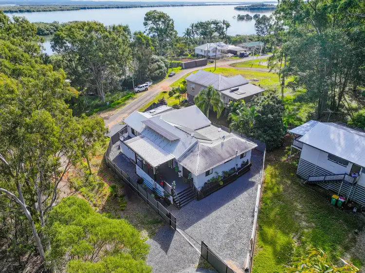 129 Palm Beach Road, Russell Island QLD 4184