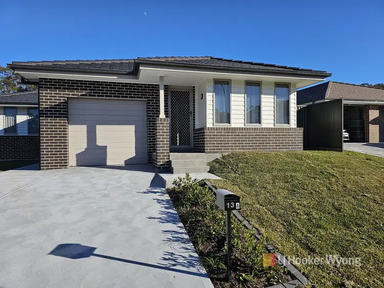 13a Glenelg Avenue, Wadalba NSW 2259