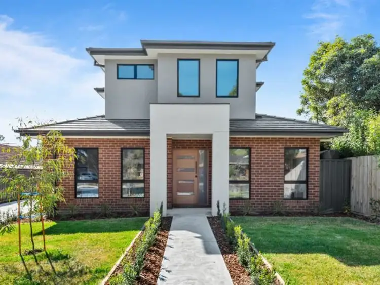 Main view of Homely house listing, 1/25 Linsley Way, Wantirna VIC 3152