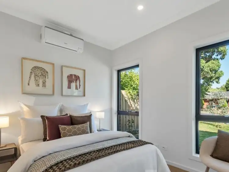 Second view of Homely house listing, 1/25 Linsley Way, Wantirna VIC 3152
