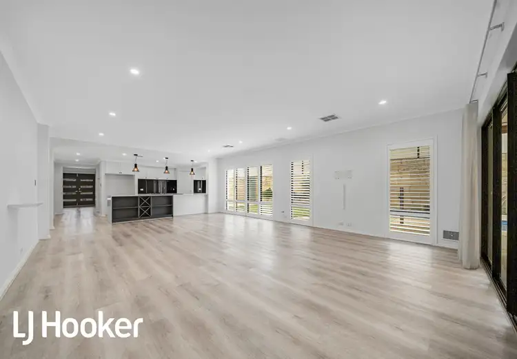 Fifth view of Homely house listing, 10 Woodmont Way, Clarkson WA 6030