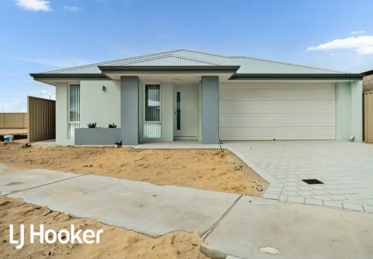 5 Sandstone Road, Eglinton WA 6034